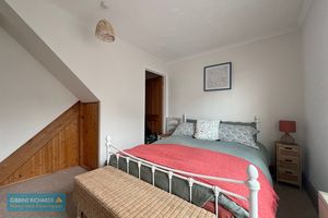 Bedroom- click for photo gallery